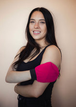 Load image into Gallery viewer, Mitts